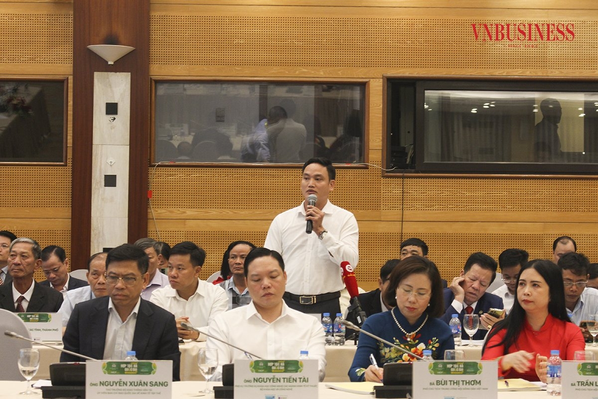 Ông Tạ Việt Hùng, Giám đốc HTX Đầu tư Nông trại xanh và phát triển bò Ba Vì