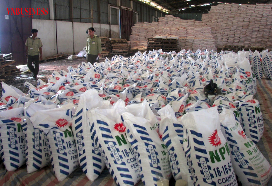 Việc sản xuất và sử dụng phân bón để góp phần giảm phát thải khí nhà kính cho ngành nông nghiệp Việt đang rất cần nhiều giải pháp đồng bộ.