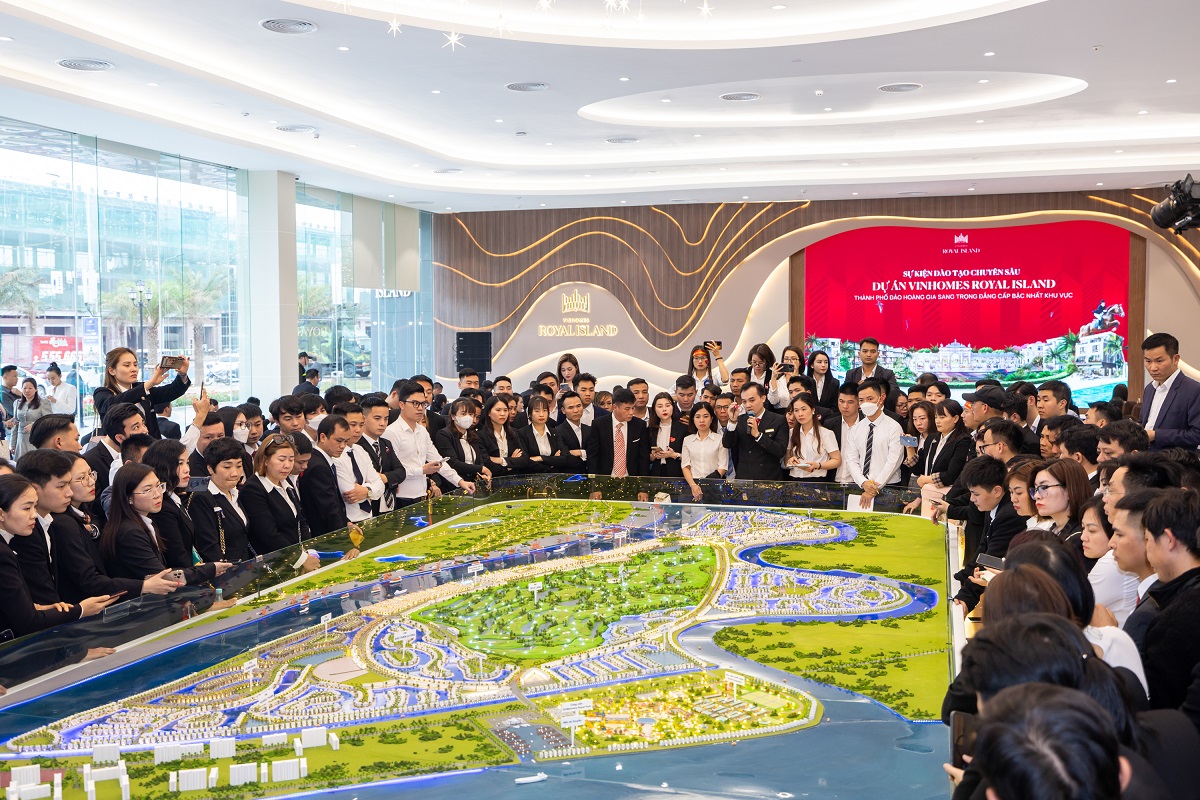 Nhà thấp tầng Vinhomes Royal Island đang nằm trong “tầm ngắm” của nhiều nhà đầu tư