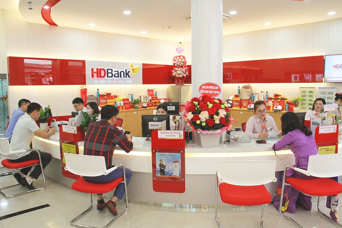 Ngày 24/4/2024, Ngân hàng TMCP Phát triển Thành phố Hồ Chí Minh &lpar;HDBank&rpar; chính thức đưa vào hoạt động chi nhánh HDBank Móng Cái.