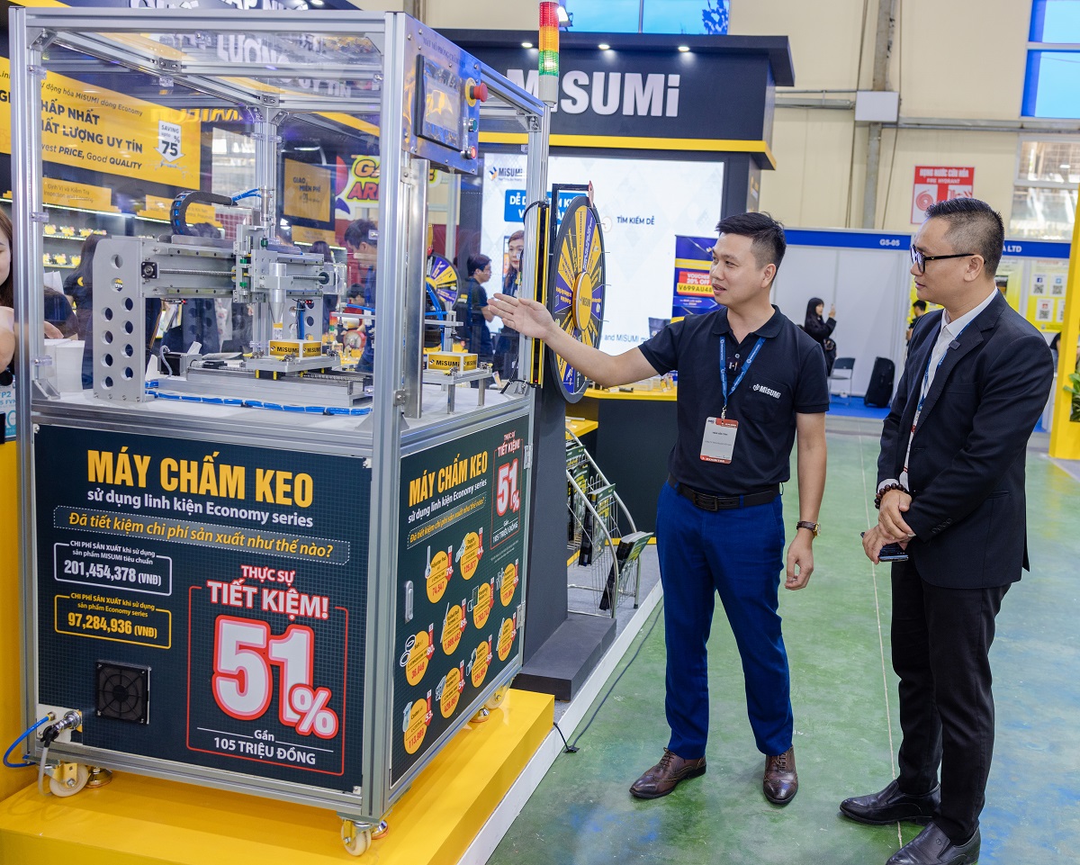 Máy Chấm Keo được thiết kế và xây dựng từ các linh kiện tiêu chuẩn của MISUMI là đề tài chính của cuộc thi SMAE Award 2024