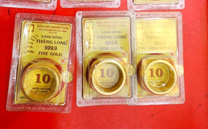 Giá vàng nhẫn các loại điều chỉnh tăng tới 700.000 đồng/lượng, giao dịch quanh 75 triệu đồng/lượng.