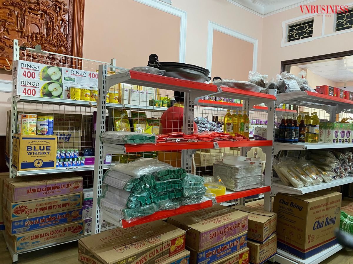 HTX Tâm Anh mở một phòng trưng bày nông sản, đặc sản từ chính các HTX mà đơn vị đã liên kết tiêu thụ.