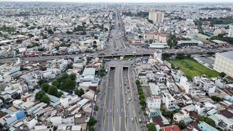 Quốc Lộ 22 là tuyến đường huyết mạch khu vực cửa ngõ Tây Bắc thành phố.