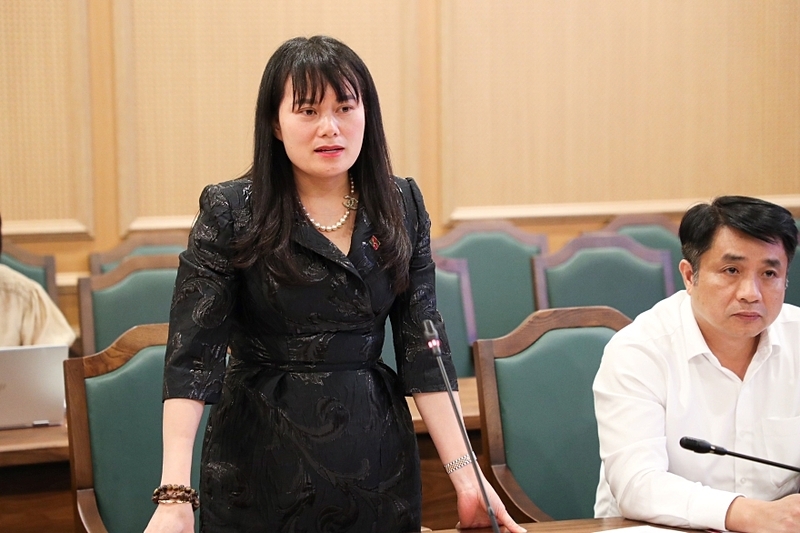 Bà Phùng Thị Bình - Phó Tổng Giám đốc Agribank.