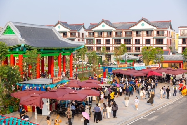 Cơ hội khởi sự kinh doanh tại Phố đi bộ - Công viên Vũ Yên không dành cho toàn bộ số đông, khi số lượng các căn nhà phố thương mại được tính toán giới hạn để đảm bảo không gian trải nghiệm tốt nhất cho du khách.