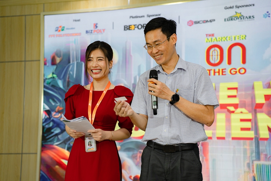 Ông Nguyễn Thanh Nam, Phó Hiệu trưởng trường Cao đẳng FPT Polytechnic phát biểu tại sự kiện.