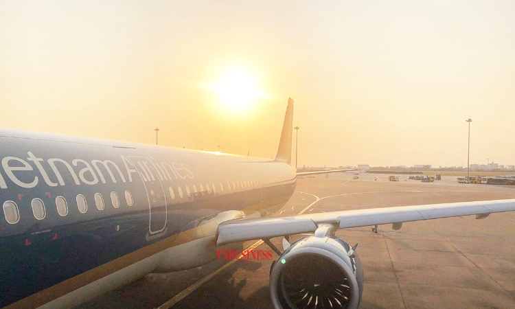 Cổ phiếu HVN phát tín hiệu hạ độ cao