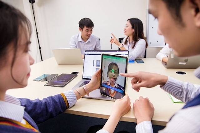 Việc yêu cầu xác thực sinh trắc học sẽ tăng cường độ phức tạp của quy trình giao dịch, nhưng giúp tăng cường bảo mật cho khách hàng.