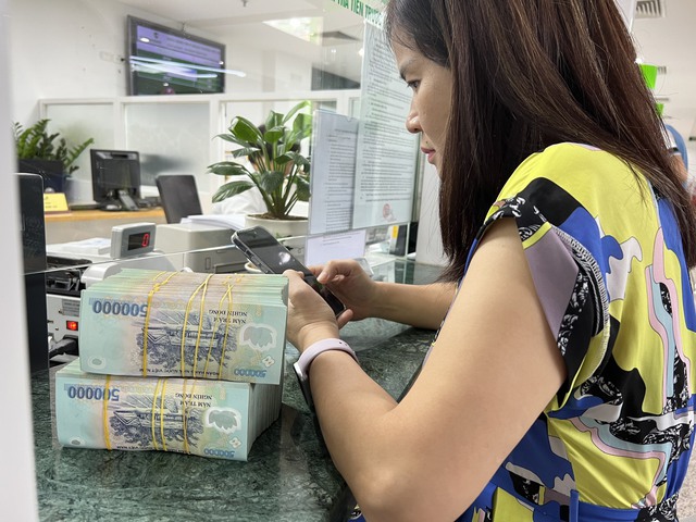 Cuộc đua phát hành trái phiếu ngân hàng lại sôi động