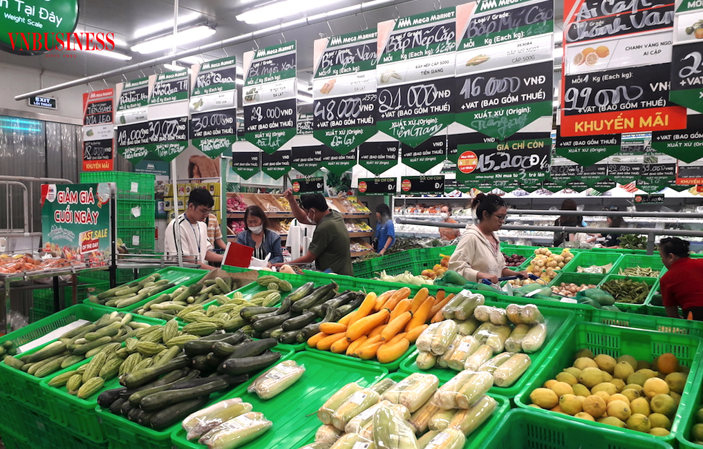 Quá trình ra quyết định mua hàng của người tiêu dùng Việt ngày càng trở nên phức tạp hơn là một thách thức với các DN ở ngành hàng tiêu dùng thiết yếu.