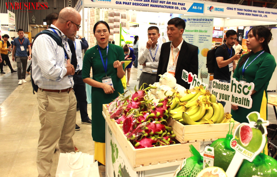 Các nhà thu mua quốc tế ngày càng đòi hỏi cao các quy định, tiêu chuẩn về chất lượng của rau quả Việt khi xuất khẩu.