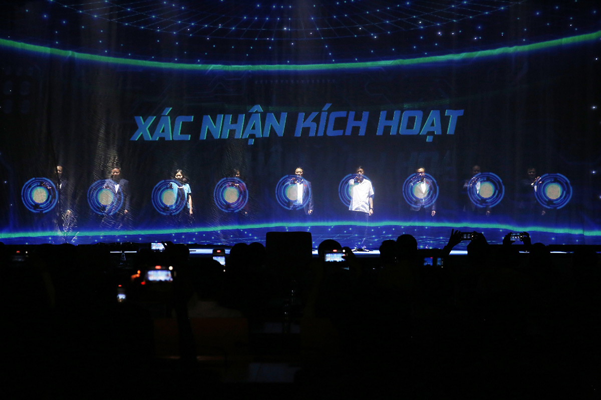 Hà Nội ra mắt ứng dụng iHanoi, phòng họp thông minh và Công bố vận hành một số ứng dụng nền tảng Đề án số 06 của Chính phủ.