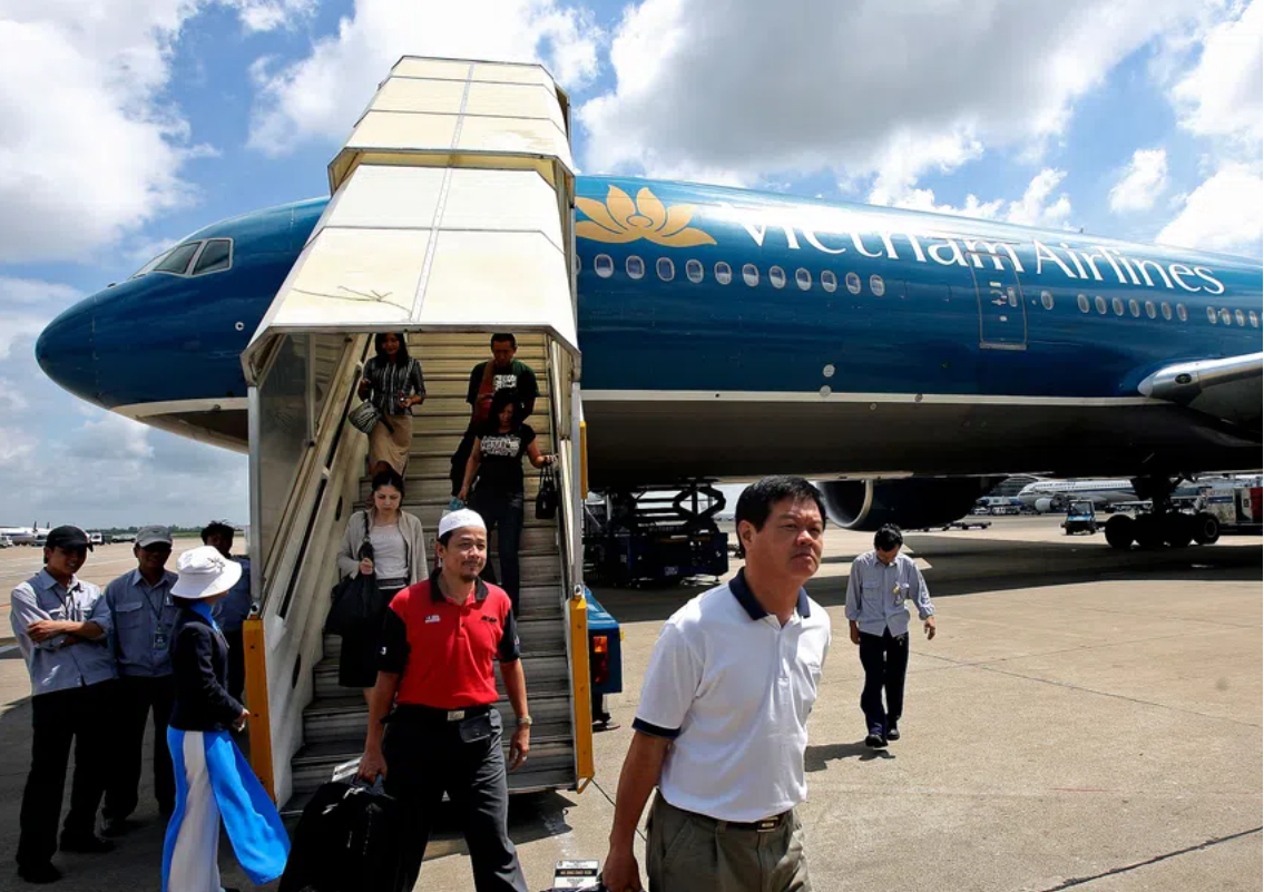 Từ tháng 1 đến tháng 3, Vietnam Airlines báo cáo quý đầu tiên có lãi kể từ khi dịch Covid-19 bùng phát, với các chuyến bay quốc tế chiếm 65% tổng doanh thu.