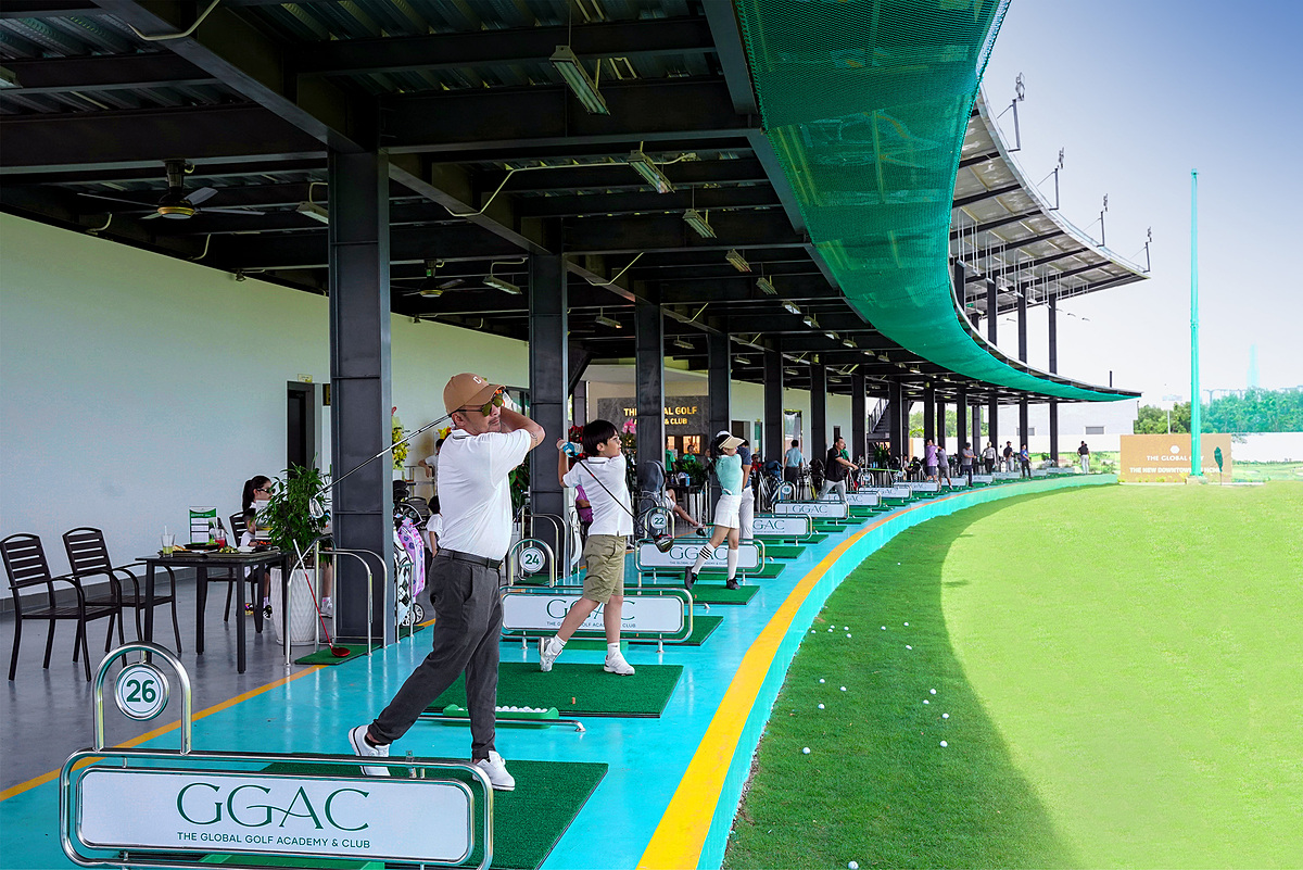The Global Golf Academy & Club.