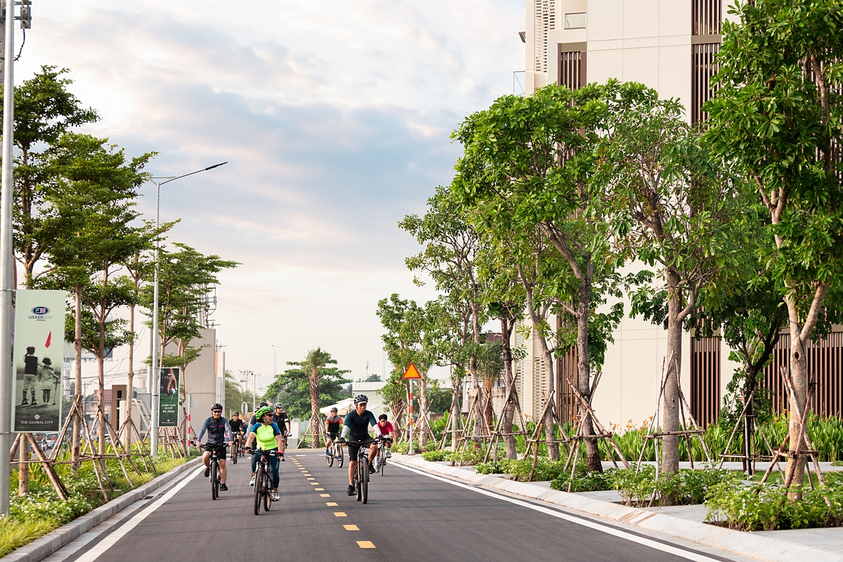 Đạp xe quanh City Park.