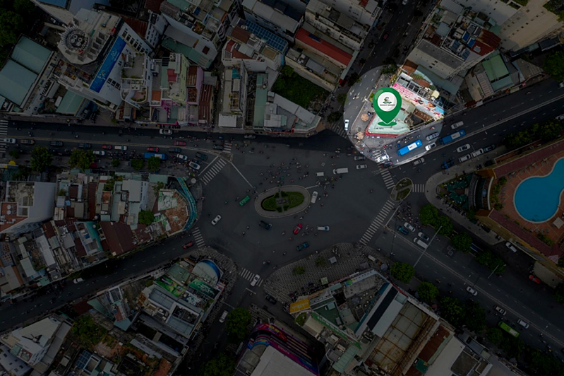 Ngã 6 Phù Đổng - Nút giao của những con đường sầm uất tại trung tâm quận 1 và sự xuất hiện của DannyGreen