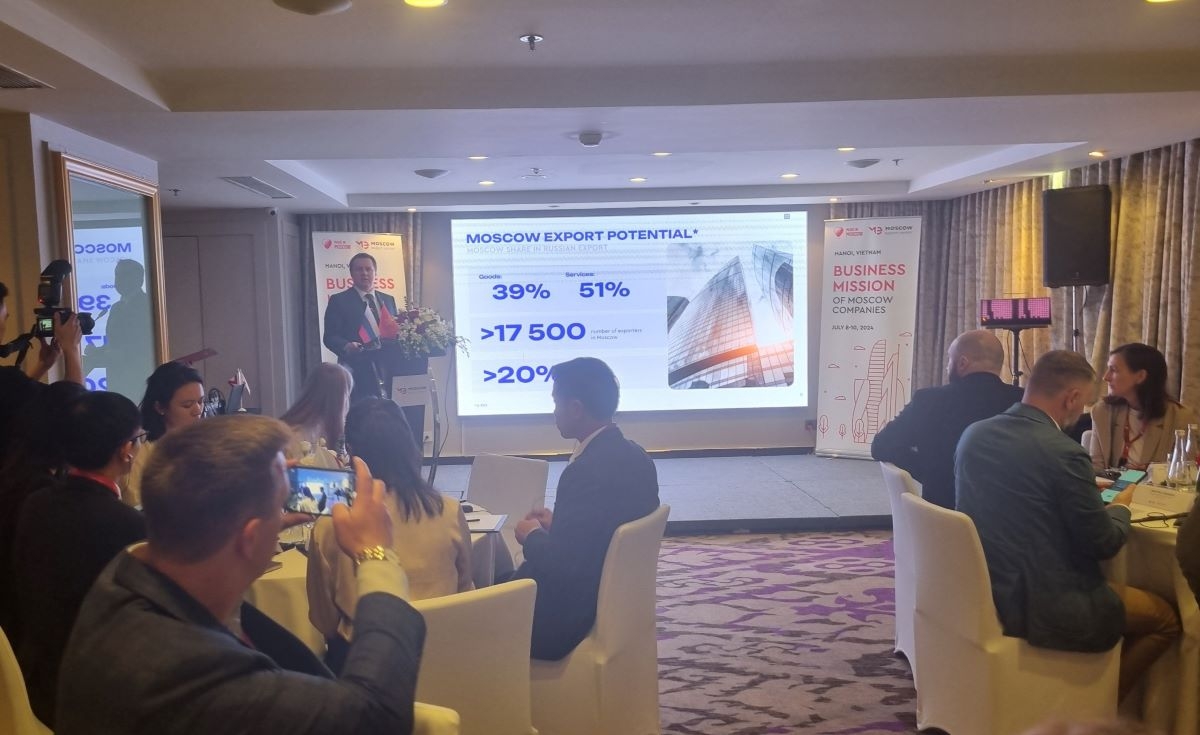 Hội nghị có sự tham gia của Đại sứ Nga tại Việt Nam; đại diện Bộ Thương mại Nga; Trung tâm Xuất khẩu Moscow &lpar;MEC&rpar; cùng đại diện các doanh nghiệp của Nga.