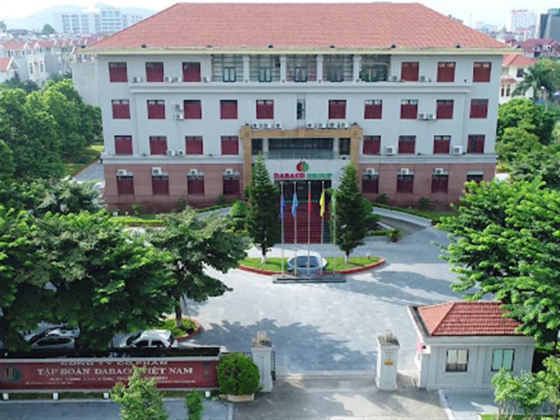 Ông Nguyễn Hoàng Nguyên, thành viên HĐQT Dabaco Việt Nam đã đăng ký bán toàn bộ 150.000 cổ phiếu của mình.