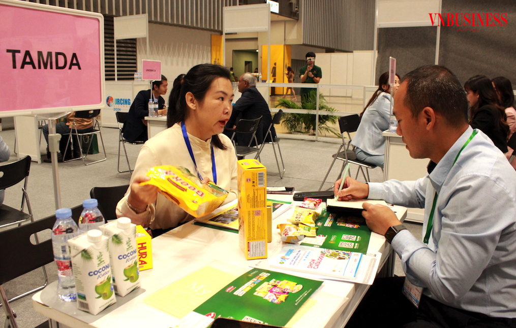 Để chinh phục được các nhà thu mua quốc tế vẫn còn là cả vấn đề thách thức cho các DN nhỏ của Việt Nam.