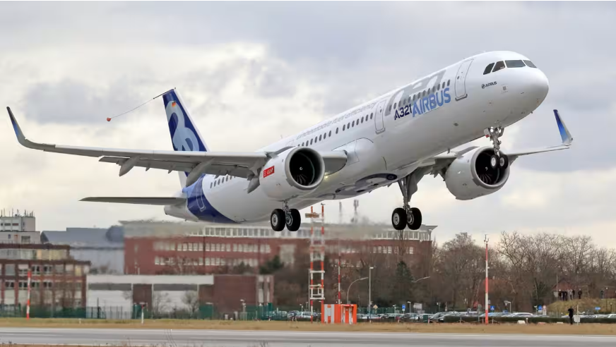 Máy bay dòng A320 là dòng máy bay bán chạy nhất của Airbus.