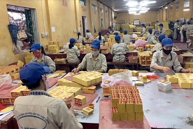 Gần đây, mức doanh thu của Lâm Nông sản Thực phẩm Yên Bái sụt mạnh, chỉ còn vài tỷ đồng/quý.