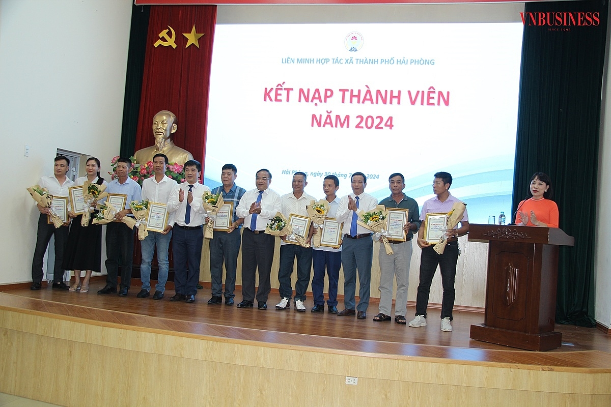 Cũng tại Hội nghị, đã có 9 đơn vị vinh dự được kết nạp làm thành viên Liên minh HTX TP Hải Phòng.