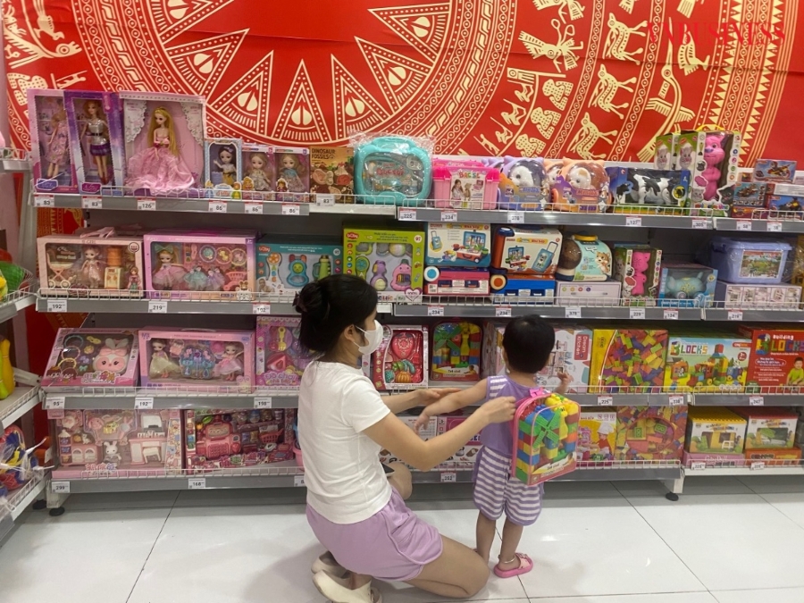 7 tháng năm 2024, tổng mức bán lẻ hàng hoá và doanh thu dịch vụ tiêu dùng ước đạt 3.625,7 nghìn tỷ đồng.