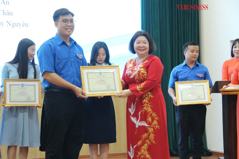 Liên minh HTX TP Hải Phòng là điểm tựa tin cậy cho các HTX của thành phố Hoa phượng đỏ