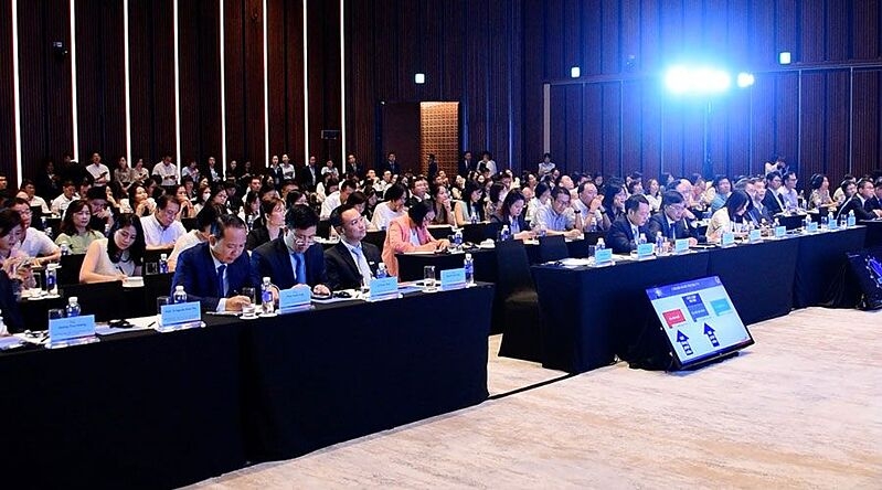Tọa đàm thu hút hơn 200 đại diện từ các tập đoàn và các chuyên gia tham dự.