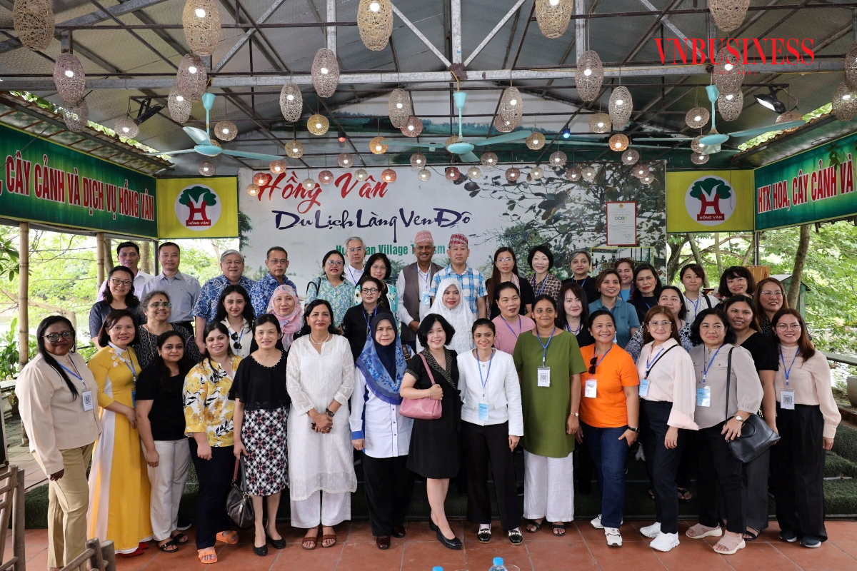 Cuối tháng 7 vừa qua, HTX Hồng Vân đã đón đoàn Đại biểu tham dự Hội nghị Thượng đỉnh Nữ lãnh đạo HTX khu vực Châu Á - Thái Bình Dương với hơn 30 vị khách.