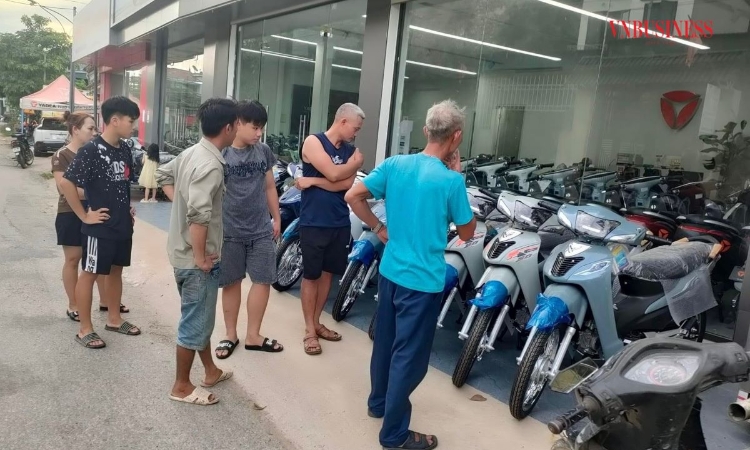 Xe điện lậu bán tràn lan, người mua cẩn thận ‘tiền mất, tật mang’