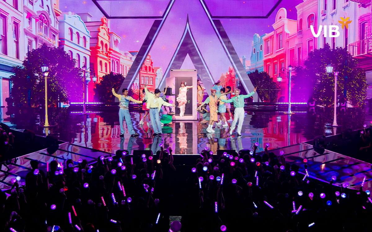 Với nội dung hấp dẫn, Anh Trai “Say Hi” đã thần tốc mang về hàng tỷ lượt xem trên toàn cầu sau 7 tập phát sóng, liên tục đạt Top 1,2,3 Youtube trending cũng như Music Trending.