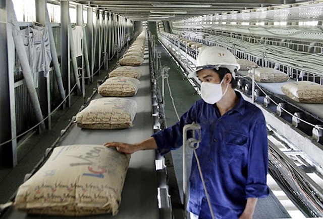 Gam màu xám vẫn tiếp tục đeo bám các doanh nghiệp xi măng.