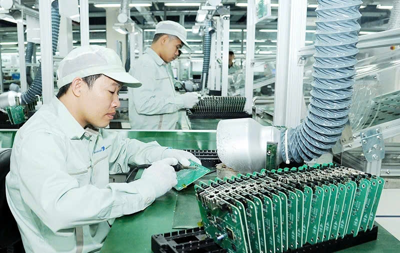 Việt Nam trở thành thỏi nam châm hút ngành chip bán dẫn.