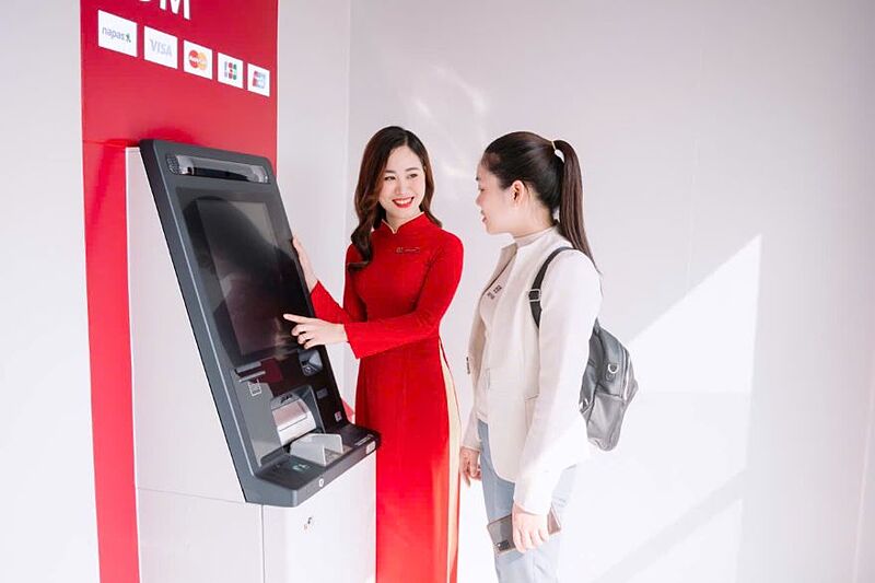 Agribank đẩy mạnh ứng dụng công nghệ hiện đại, số hóa các sản phẩm dịch vụ tạo điều kiện thuận lợi cho khách hàng sử dụng