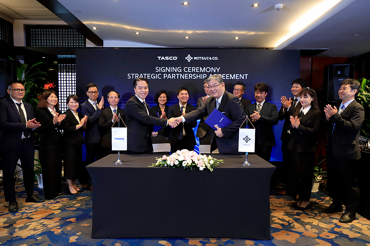 Đại diện Mitsui và Tasco tại sự kiện.