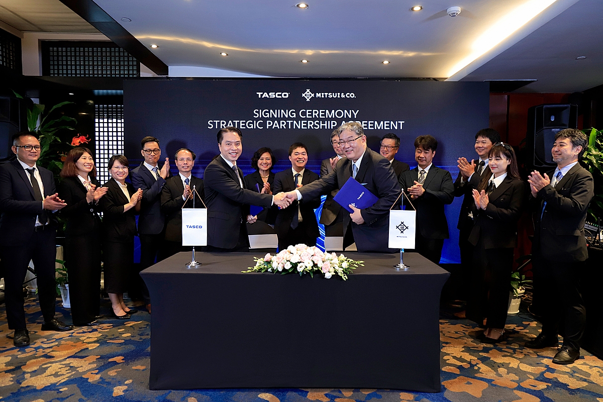 Đại diện Mitsui và Tasco tại sự kiện.