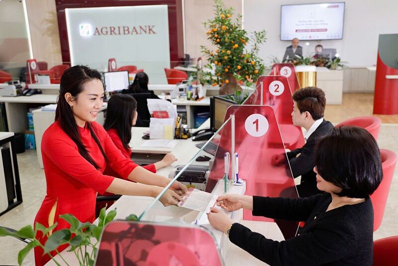 Agribank xác định Khách hàng là trung tâm là phương châm cốt lõi trong chiến lược phát triển sản phẩm dịch vụ.