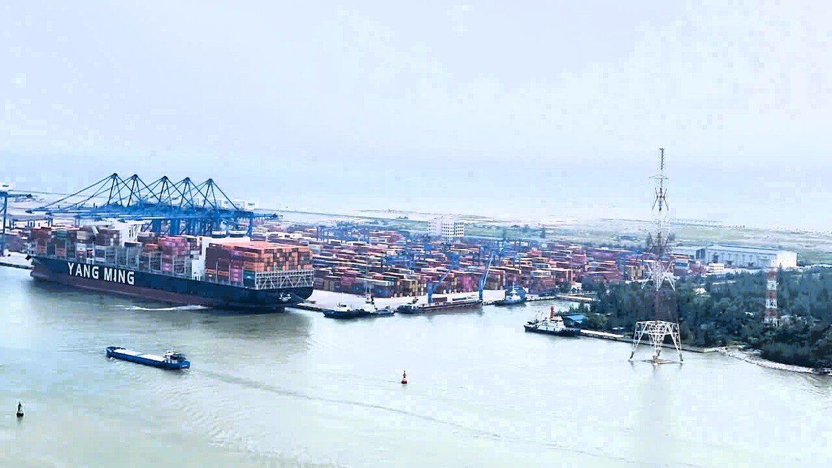 Công nghệ cao và tự động hóa hiệu quả cho việc hoạt động XNK hàng hóa tại cảng biển Hải Phòng