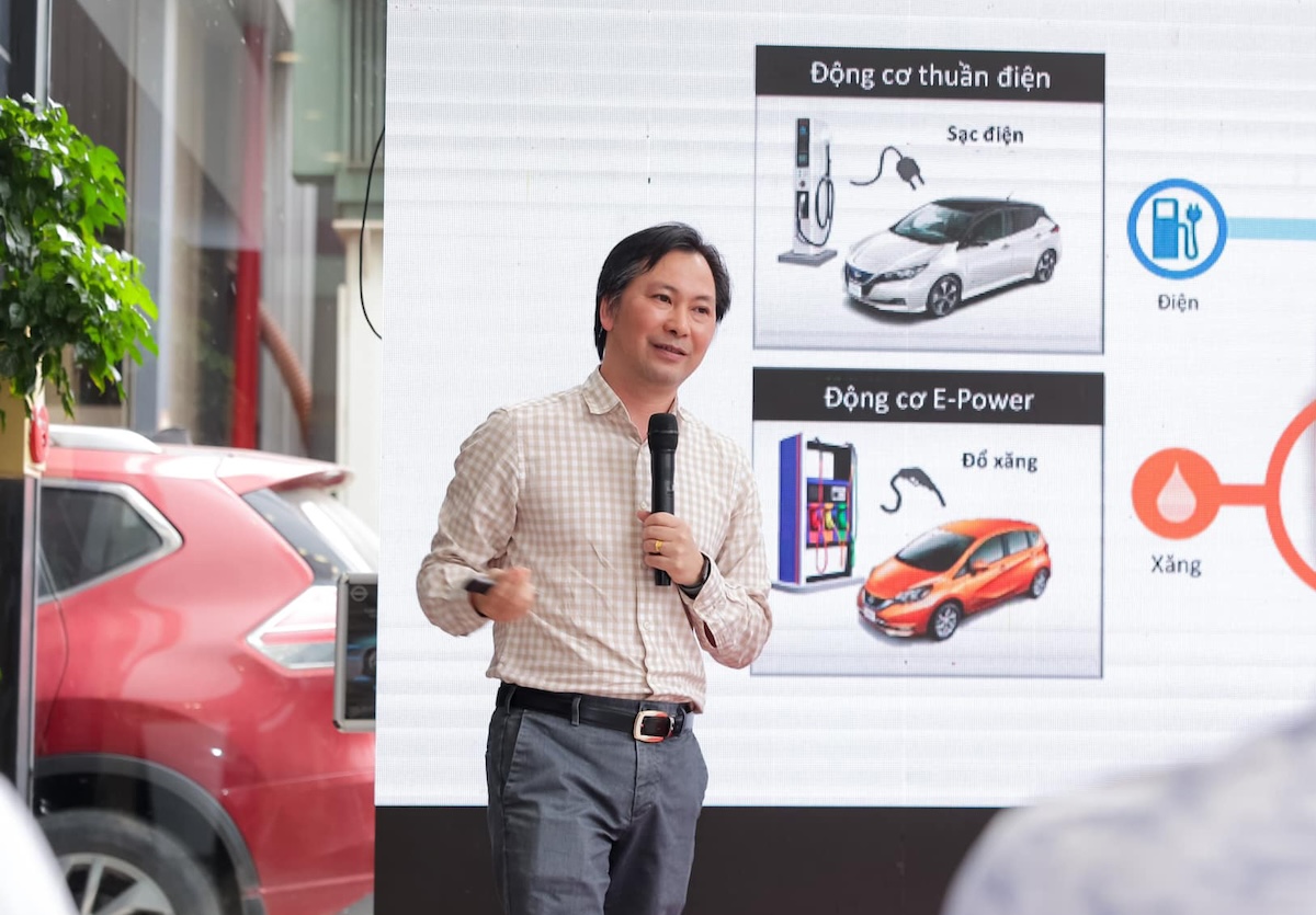 PGS.TS Đàm Hoàng Phúc, Giám đốc Chương trình đào tạo kỹ thuật ô tô Đại học Bách khoa Hà Nội.