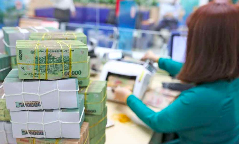 Để hoàn thành mục tiêu tăng trưởng tín dụng đạt 15%, hệ thống ngân hàng cần bơm thêm 1,18 triệu tỷ đồng ra nền kinh tế trong nửa cuối năm.