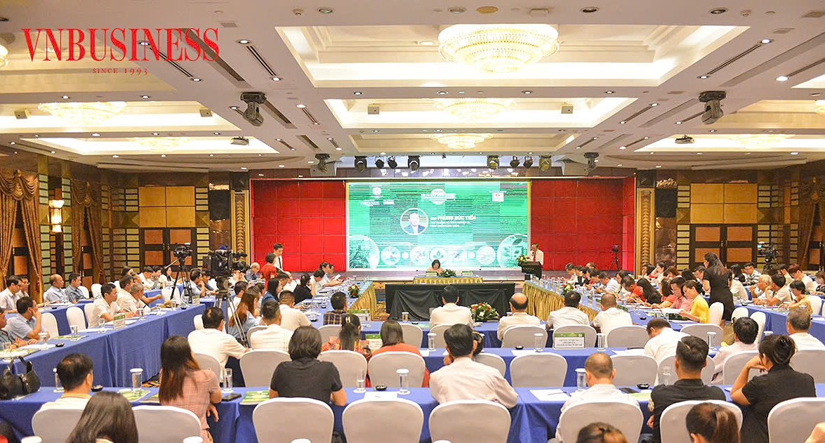 Tại Diễn đàn, hàng loạt các giải pháp được các chuyên gia, nhà quản lý đưa ra để tìm hướng phát triển các chuỗi giá trị bền vững.