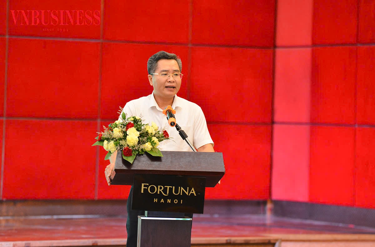 Ông Trần Gia Long, Phó Vụ trưởng Vụ Kế hoạch &lpar;Bộ NN&PTNT&rpar;.