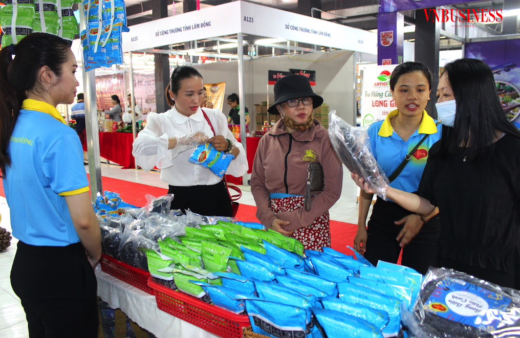 Rất cần tiếp tục triển khai mạnh mẽ các hoạt động kết nối cung cầu hàng hóa, nhằm thúc đẩy tiêu thụ hàng hóa sản xuất trong nước.