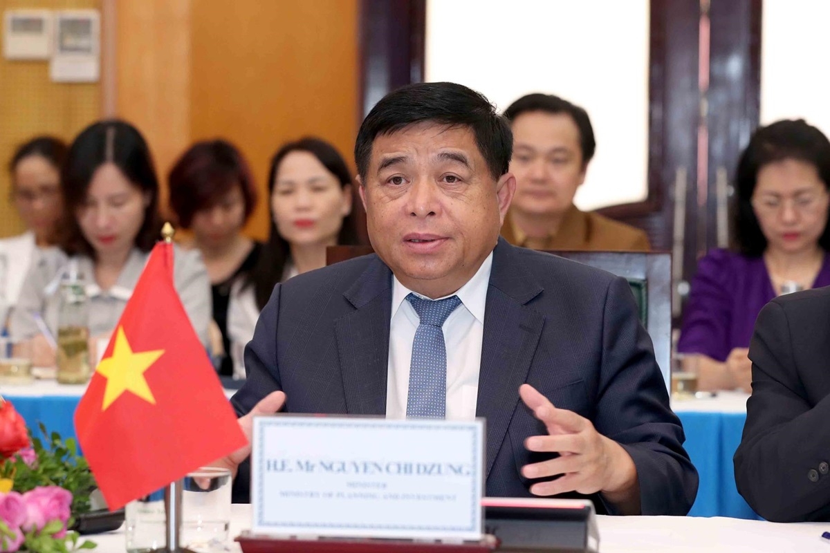 Bộ trưởng Nguyễn Chí Dũng phát biểu tại cuộc họp. Ảnh: Bộ KH&ĐT