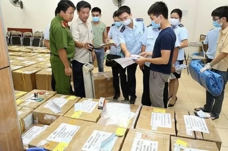 Theo cơ quan chức năng, có đến 80-90% hàng giả, hàng nhái, hàng xâm phạm quyền sở hữu trí tuệ được tiêu thụ, mua bán trên mạng.