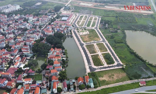 Khu đất tại thôn Lòng Khúc, xã Tiền Yên, huyện Hoài Đức &lpar;Hà Nội&rpar; gây xôn xao dư luận về kết quả đấu giá cao nhất lên tới 133,3 triệu đồng/m2.