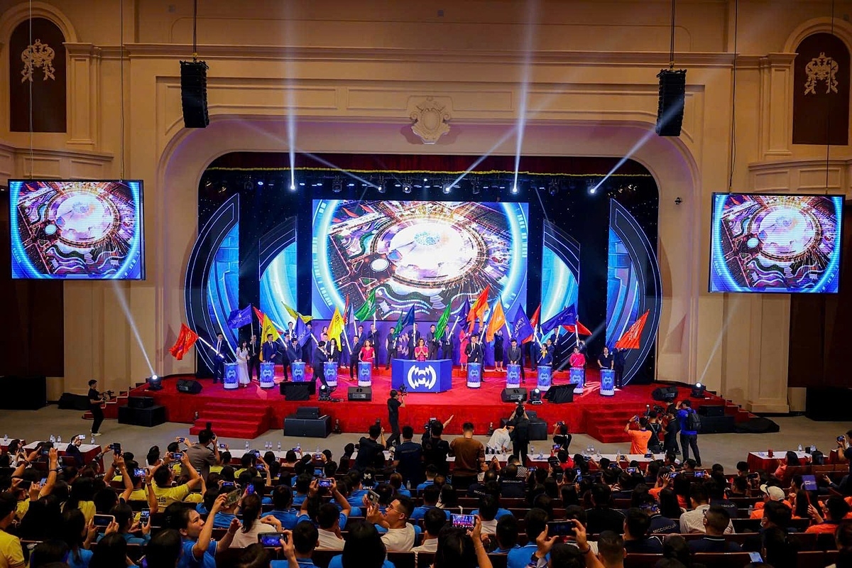 Mới rục rịch ra mắt, Vinhomes Global Gate đã làm thị trường bất động sản sôi sục.