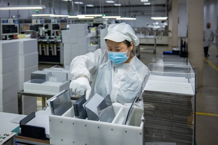 Các nhà đầu tư nước ngoài được phép đầu tư vốn vào bệnh viện và cung cấp dịch vụ chẩn đoán gen và tế bào gốc của con người ở Trung Quốc.